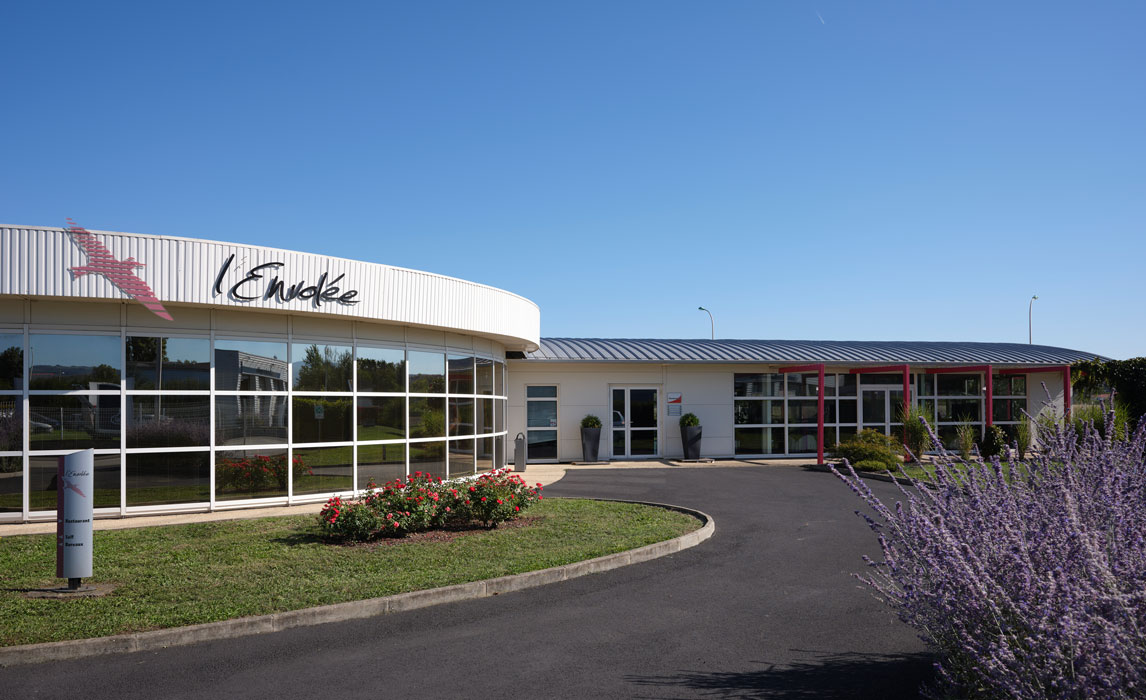 extension de l'ESAT L'Envolée avec le self-service et le restaurant semi gastronomique