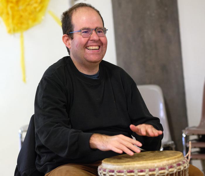 1 musique avec des percussions